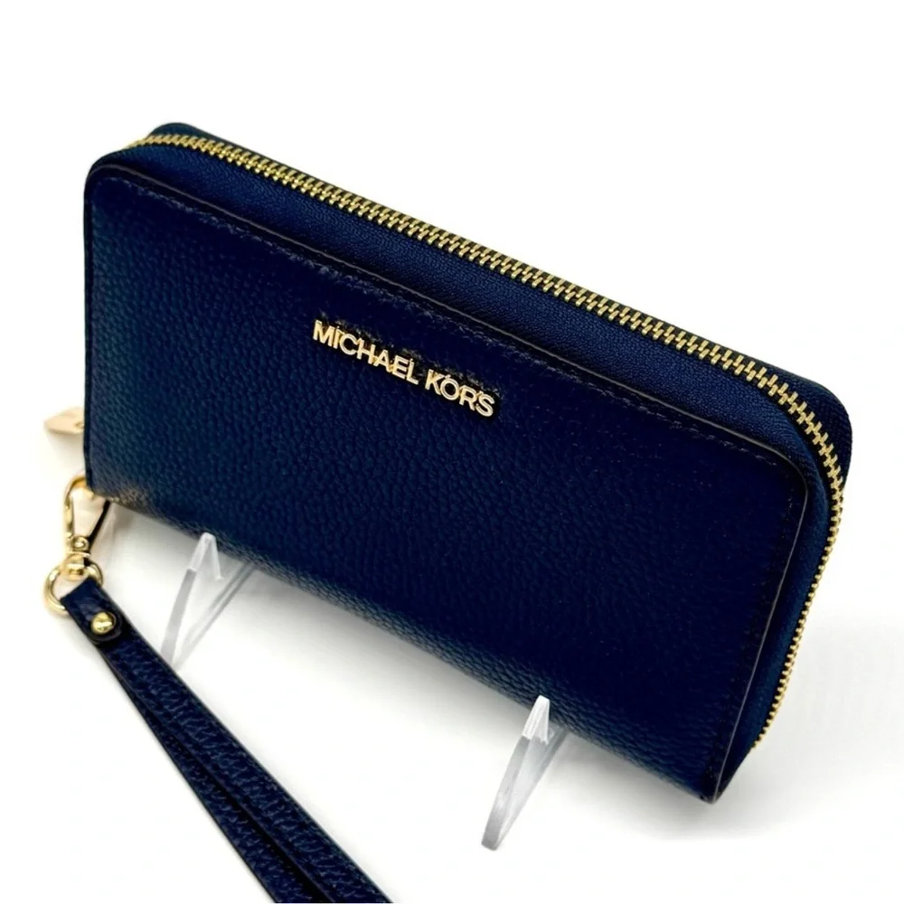 Michael Kors Jet Set Travel Flat MF Phone Case Wallet Navy Blue